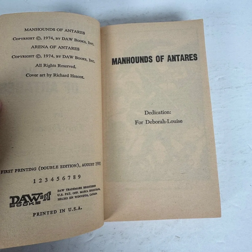 Manhounds Arena of Antares Alan Burt Akers 1981‎ First Printing DAW Double